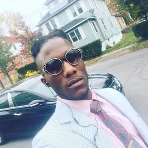 Meet your Posher, Gregory